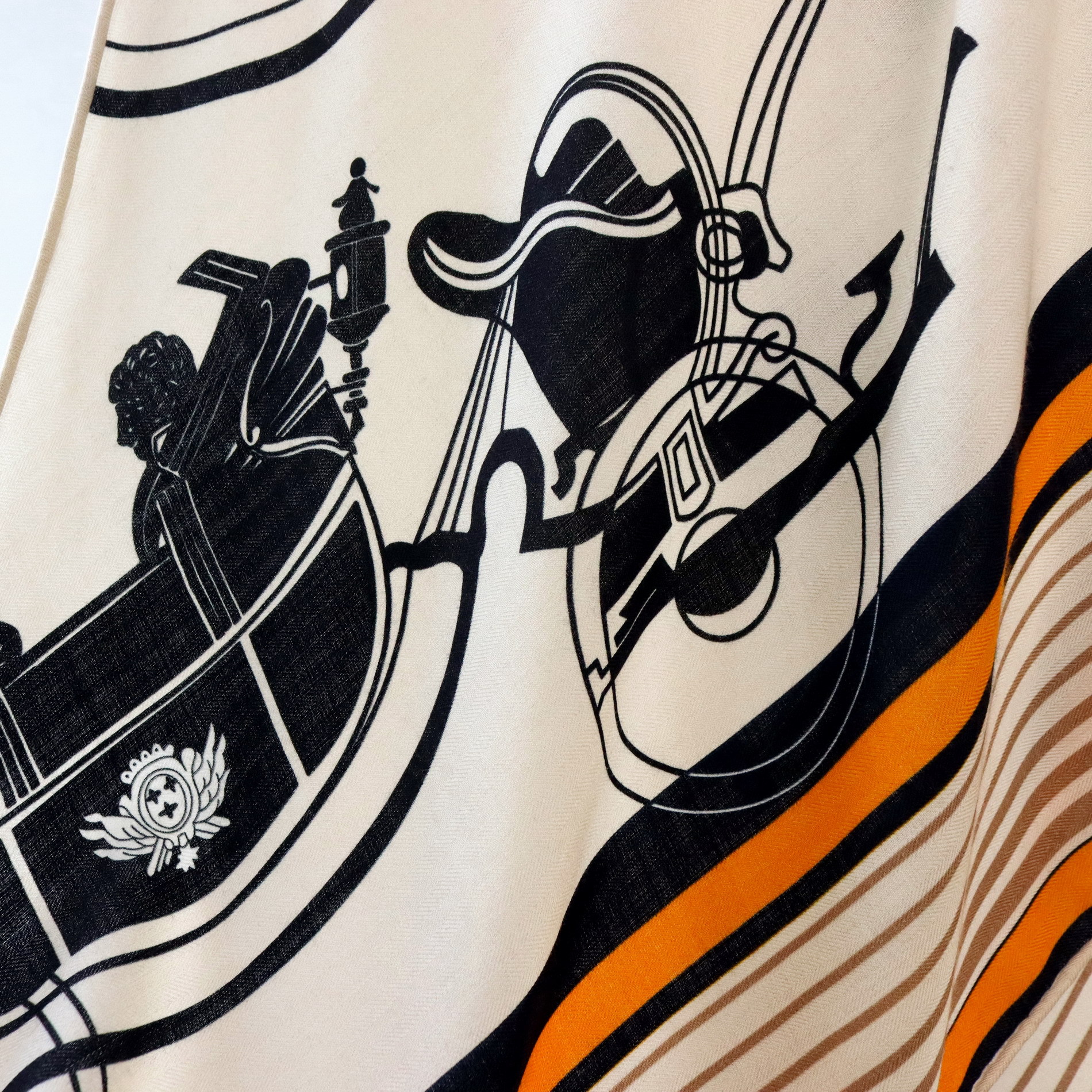 Vintage Equestrian Print Silk  - Pashmina Wrap Large 리뷰 및 가격