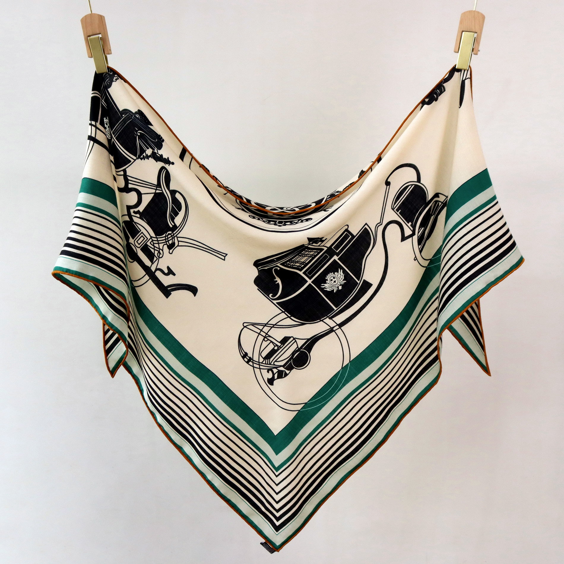 Vintage Equestrian Print Silk  - Pashmina Wrap Large 리뷰 및 가격