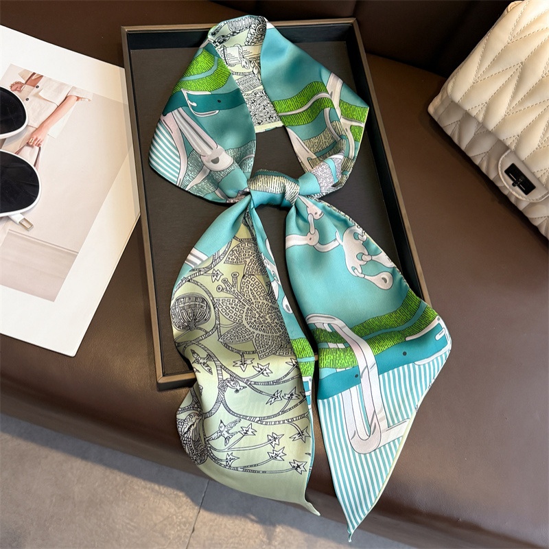 Women's Double-sided Print Sil - Ascot Neck Scarf 리뷰 및 가격