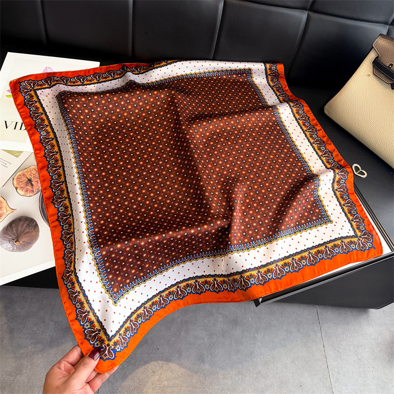 New Design Dot Paisley Print S - Scarf Silk Square 리뷰 및 가격